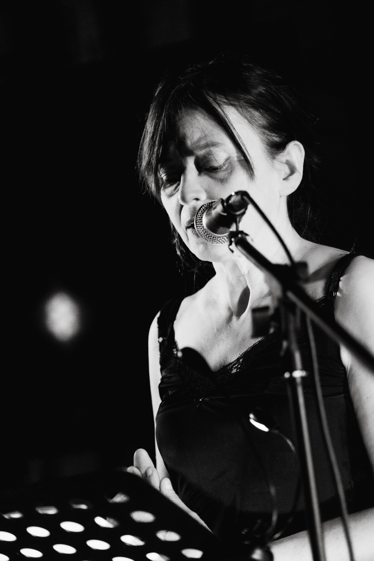 Tutta la mia voce – reading/concerto di e con Elisa Dani