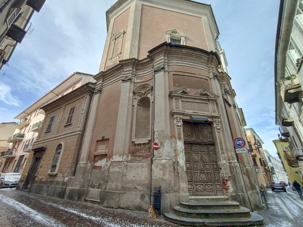 Derrière les portes : Cuneo baroque